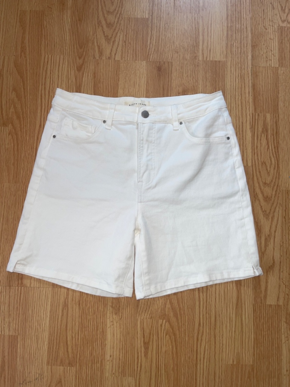 Risen White Tummy Control High Rise Bermuda Mid Length Denim Stretch Shorts Larg - Picture 2 of 11